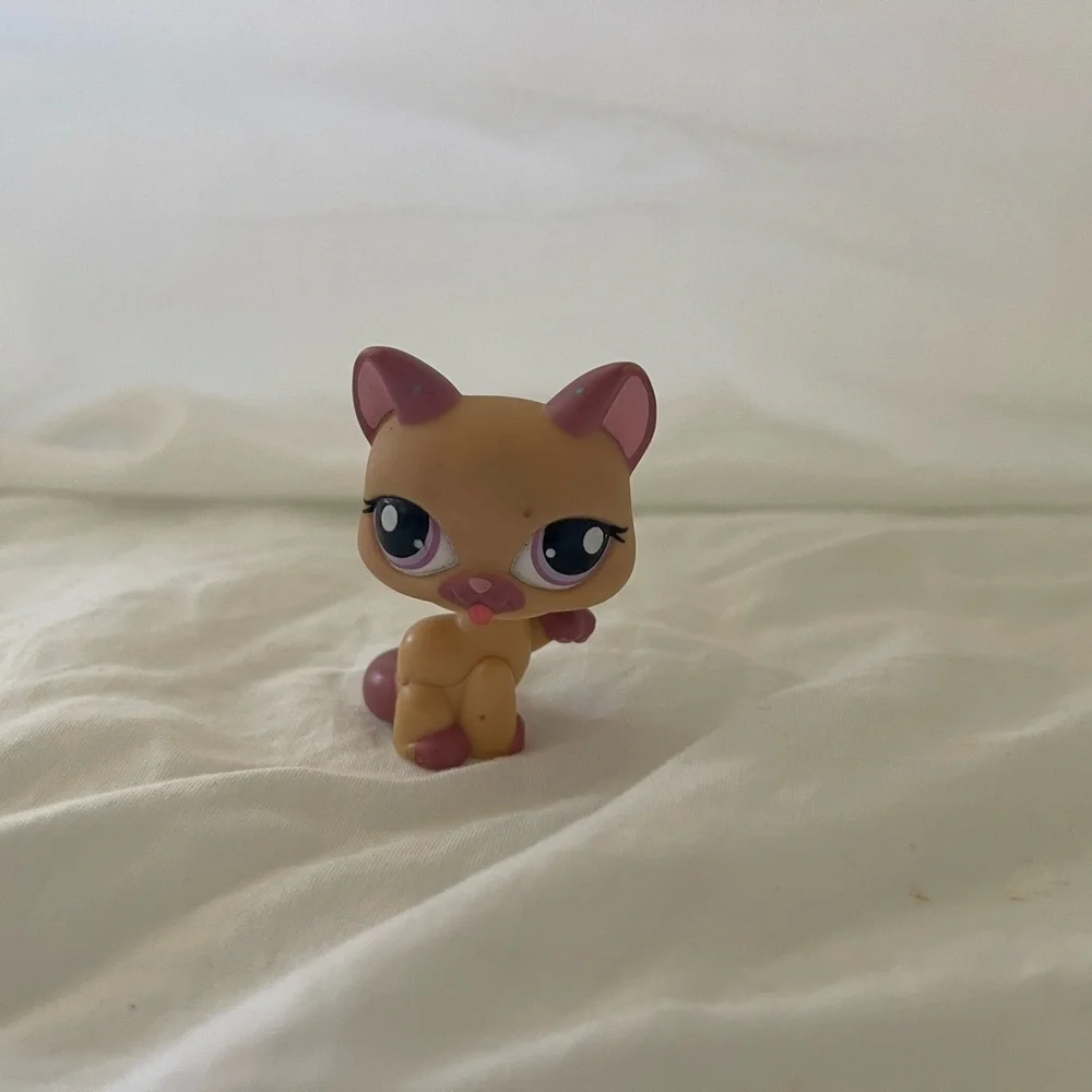 Littlest Pet Shop Cat #1468, Authentic paw up cat